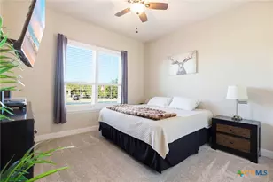 2123 Oakwood Holw, New Braunfels, TX 78132 - Photo 24