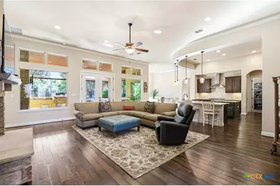 2123 Oakwood Hollow, New Braunfels, TX 78132 - Photo 10