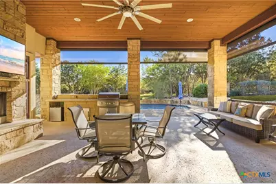 2123 Oakwood Hollow, New Braunfels, TX 78132 - Photo 28