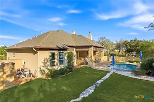 2123 Oakwood Holw, New Braunfels, TX 78132 - Photo 30