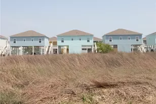 207 Paradise Dr, Rockport, TX 78382 - Photo 22