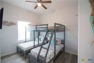 207 Paradise Dr, Rockport, TX 78382 - Photo 14