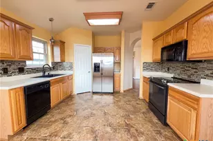 5708 Montrose Dr, Killeen, TX 76542 - Photo 2
