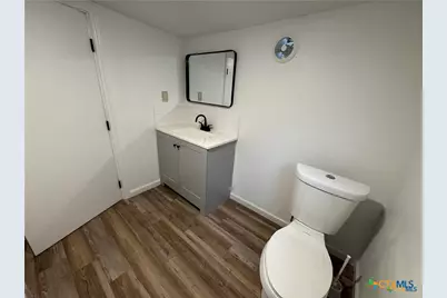 1209 Raymond Street, Seguin, TX 78155 - Photo 8