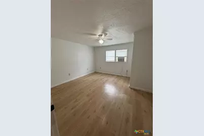 1209 Raymond Street, Seguin, TX 78155 - Photo 6