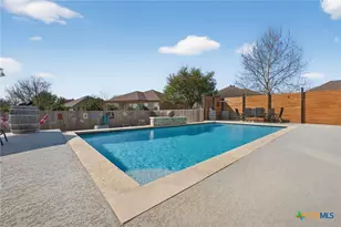 1608 Alvin Cir, New Braunfels, TX 78130 - Photo 36