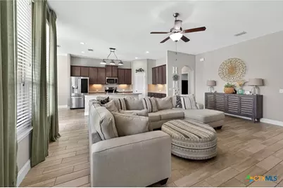 1608 Alvin Cir, New Braunfels, TX 78130 - Photo 8