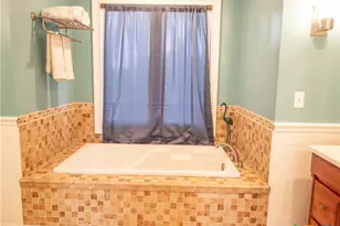 403 Oakside Dr, Victoria, TX 77905 - Photo 38