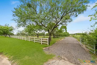14830 Fm 1346, St Hedwig, TX 78152 - Photo 12