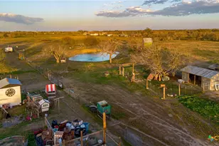 7150 Linne Rd, Seguin, TX 78155 - Photo 48