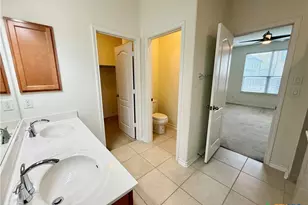 2065 Oxbow Cir, New Braunfels, TX 78130 - Photo 22