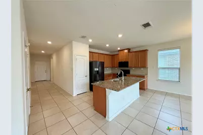 2065 Oxbow Circle, New Braunfels, TX 78130 - Photo 10