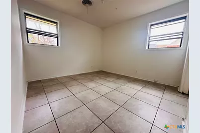 3705 Lancelot Lane, Temple, TX 76502 - Photo 2