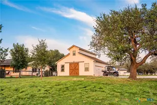 2055 Co Rd 284, Liberty Hill, TX 78642 - Photo 10