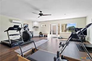 2055 Co Rd 284, Liberty Hill, TX 78642 - Photo 20