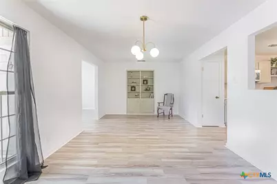 704 W Mary Jane Drive, Killeen, TX 76541 - Photo 8