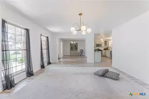 704 W Mary Jane Dr, Killeen, TX 76541 - Photo 12