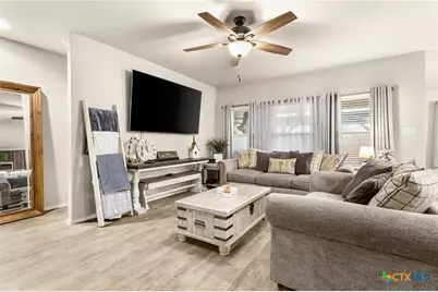 330 Saiga Drive, New Braunfels, TX 78130 - Photo 4