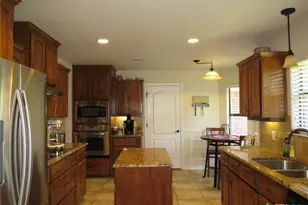 2505 Mugho Dr, Harker Heights, TX 76548 - Photo 6