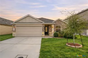 2717 San Martin Ln, Seguin, TX 78155 - Photo 1