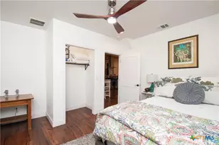 235 Belmont, San Antonio, TX 78202 - Photo 10