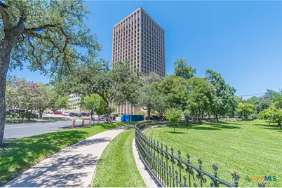 1122 Colorado Street #1409, Austin, TX 78701 - Photo 2