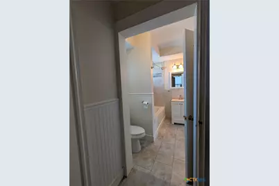 619 E Donegan Street, Seguin, TX 78155 - Photo 6