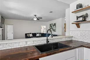 2170 Jolie Ct, New Braunfels, TX 78130 - Photo 14