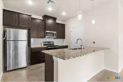 414 W Avenue C, Copperas Cove, TX 76522 - Photo 6