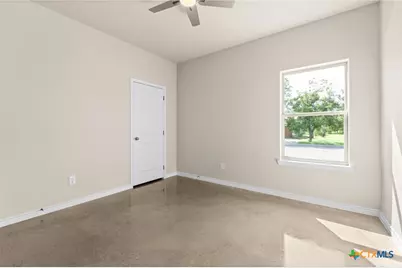 414 W Avenue C, Copperas Cove, TX 76522 - Photo 20