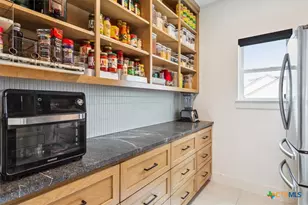 209 Glenview Cir, Belton, TX 76513 - Photo 8