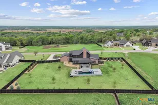 209 Glenview Cir, Belton, TX 76513 - Photo 32