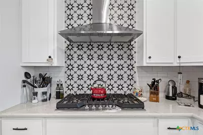 240 Oil Field Road, Lockhart, TX 78644 - Photo 8