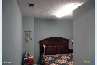 503 E Avenue G, Lampasas, TX 76550 - Photo 12