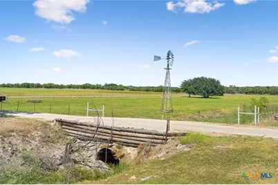 505 Cr 4205, Cranfills Gap, TX 76637 - Photo 28