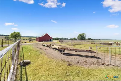 505 Cr 4205, Cranfills Gap, TX 76637 - Photo 26
