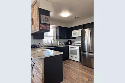 505 Cr 4205, Cranfills Gap, TX 76637 - Photo 30