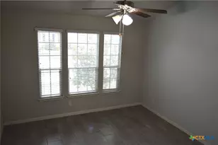 952 Cypress Ml, New Braunfels, TX 78130 - Photo 6