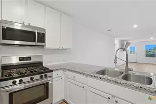 9211 Navarro Vis, Seguin, TX 78155 - Photo 8