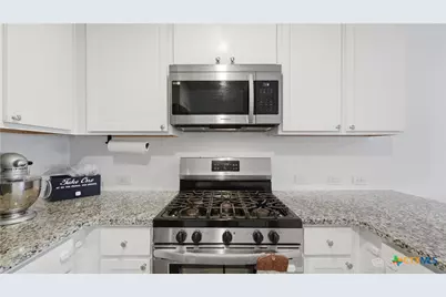 9211 Navarro Vista, Seguin, TX 78155 - Photo 14