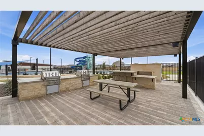 9211 Navarro Vista, Seguin, TX 78155 - Photo 4