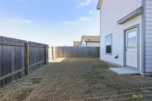 612 Marty Allen Loop, Jarrell, TX 76537 - Photo 14