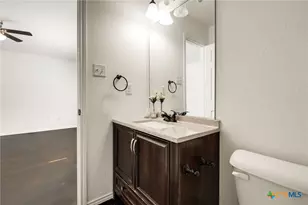 237 N Mary Jo Dr, Harker Heights, TX 76548 - Photo 18