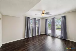 54 S Hampton Dr, Seguin, TX 78155 - Photo 26