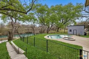 54 S Hampton Dr, Seguin, TX 78155 - Photo 30