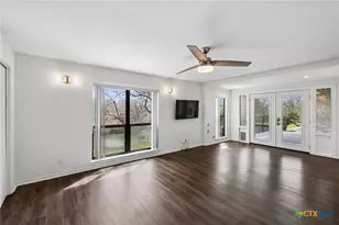 54 S Hampton Dr, Seguin, TX 78155 - Photo 18