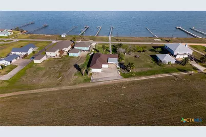 316 Marshall Johnson Avenue, Port Lavaca, TX 77979 - Photo 36