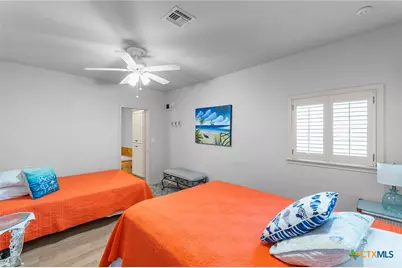 316 Marshall Johnson Avenue, Port Lavaca, TX 77979 - Photo 28