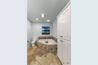 316 Marshall Johnson Avenue, Port Lavaca, TX 77979 - Photo 32