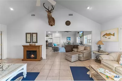 316 Marshall Johnson Avenue, Port Lavaca, TX 77979 - Photo 8